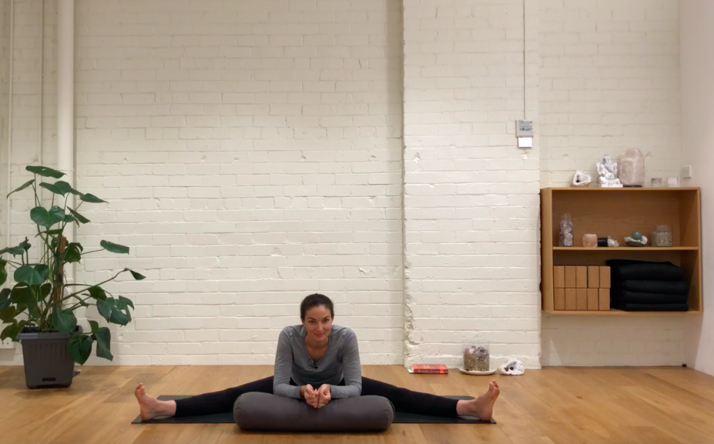 Yoga Calm - Upper Body Release