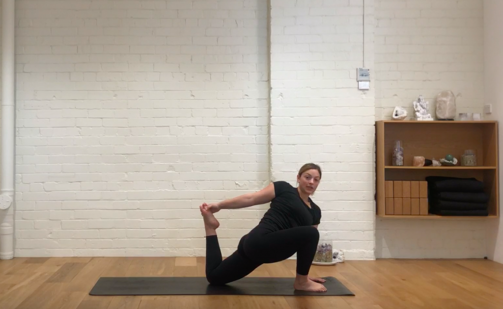 Yoga Refine - Hello Hips